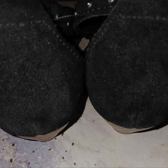 Minnetonka fringed sandals black size 6 - Picture 4 of 6